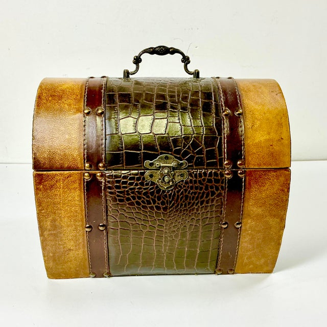 This striking faux alligator storage chest box features classic design and style in the manner of Ralph Lauren. We...