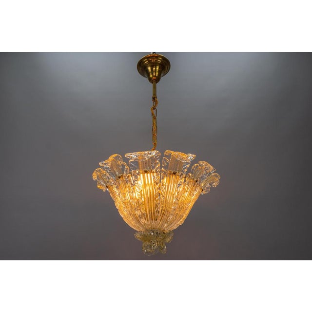 Gold Mid-Century Italian Murano Glass Gold Inclusion Foliage Pendant Light, 1950s For Sale - Image 8 of 18