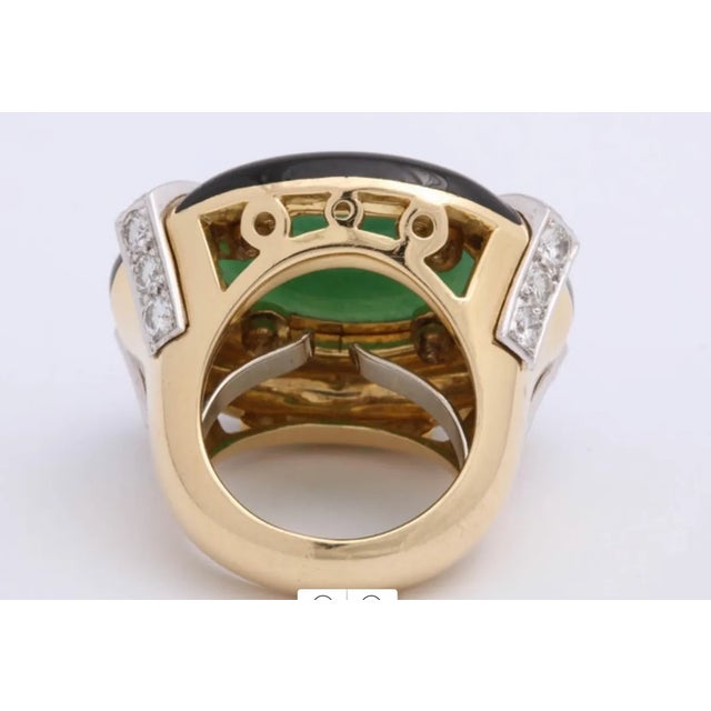 David Webb 18kt, Platinum and Diamond - Jade & Onyx Ring For Sale - Image 4 of 9