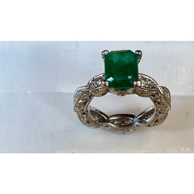 2 Carat Natural Emerald Cut Emerald & 0.85 Ct Diamond Ring in Platinum For Sale - Image 17 of 18
