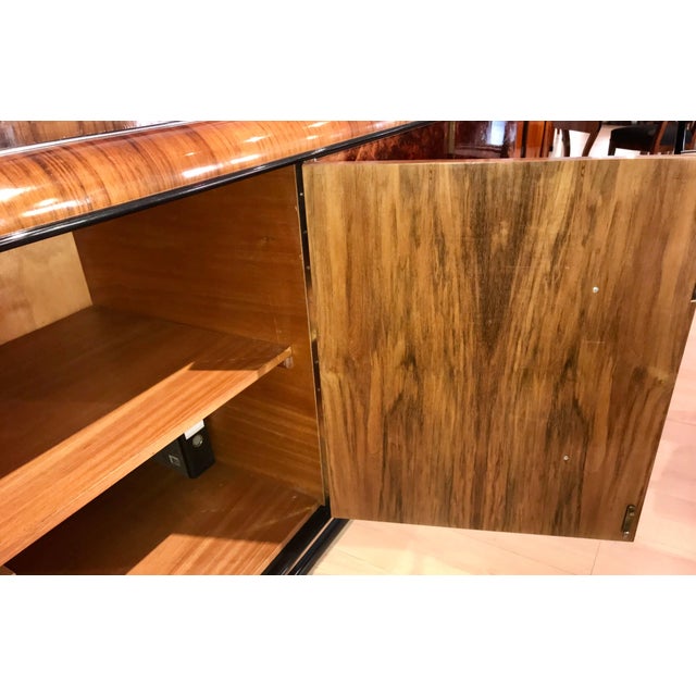 Bauhaus Sideboard with Gorgeous Round Walnut Veneer, Germany circa 1930 For Sale - Image 12 of 18