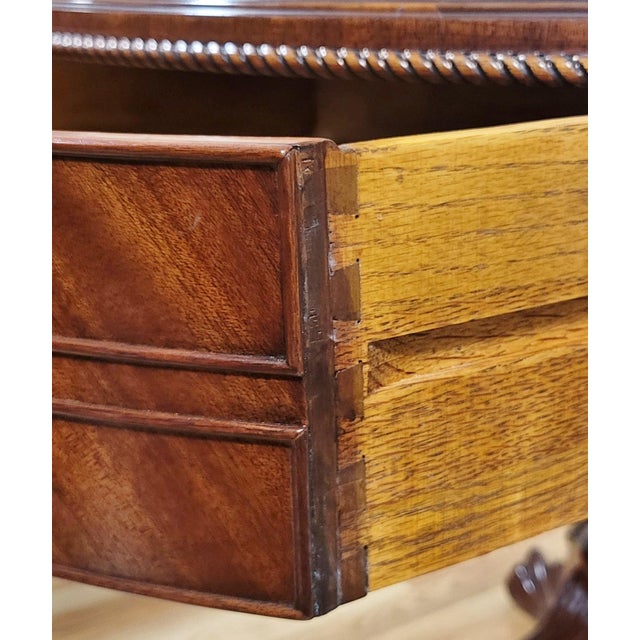 Vintage American Mahogany Gilt Tooled Leather Top Drum Table by Weiman Heirloom For Sale - Image 11 of 15