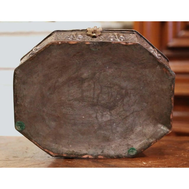 19th Century French Repousse Silvered Metal Spice or Jewelry Box For Sale - Image 12 of 13