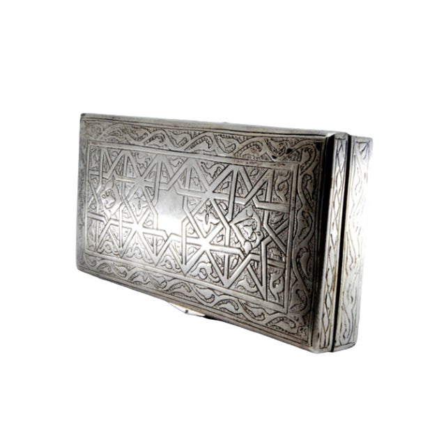 Smooth Silver Snuffbox with Wood-Lined Interior For Sale - Image 11 of 11