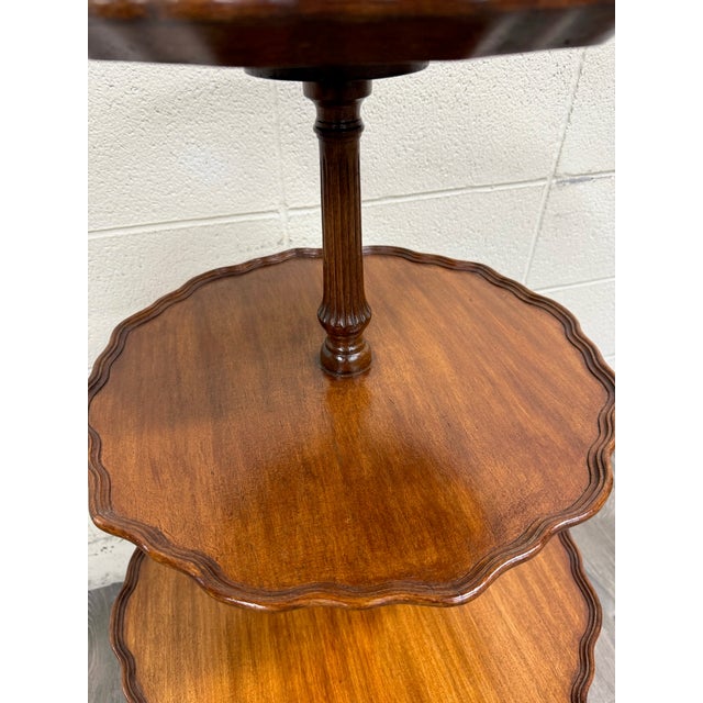 Antique Georgian Revival Queen Anne Style Mahogany Dumbwaiter Serving Tray Table For Sale In Kansas City - Image 6 of 10