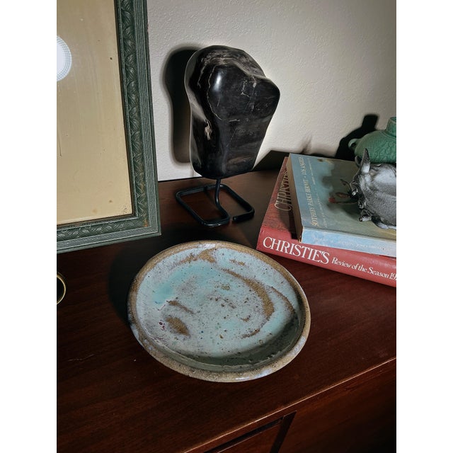 Mid 20th Century Studio Pottery Plate Signed – Celadon Glaze Ceramic Dish – Organic Modern For Sale - Image 10 of 10