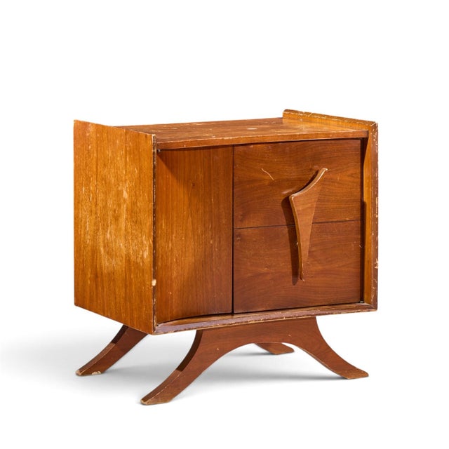 Vladimir Kagan Style Mid Century Sculptural Walnut Nightstands - Pair For Sale In Chicago - Image 6 of 11