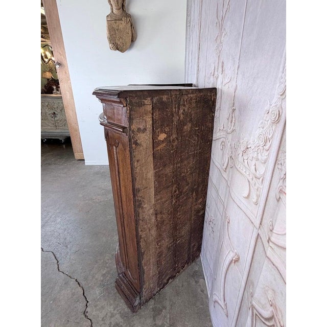 Pair of 18th Century Italian Walnut Corner Cabinets For Sale - Image 13 of 17