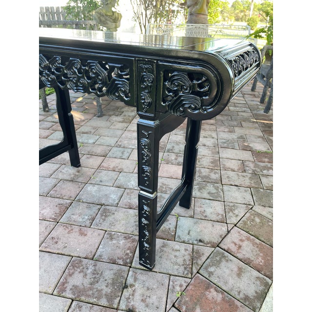 Early 20th Century Chinese Black Lacquered Mahogany Console Table For Sale In Miami - Image 6 of 9