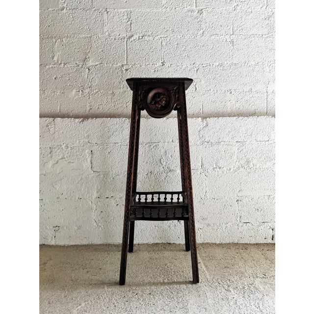Rustic Antique Plant Stand with Carved Portraits in Oak, 1890s For Sale - Image 3 of 14