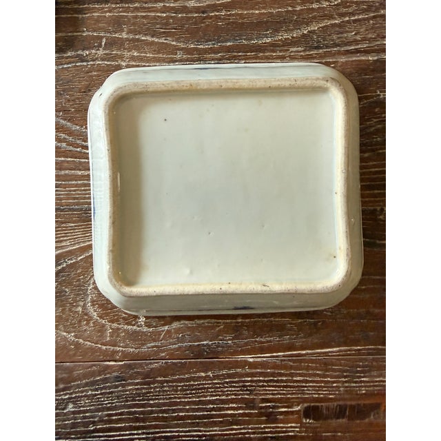 Antique Chinese Blue & White Export Porcelain Serving Dish | Pagoda Landscape 19th Century For Sale - Image 12 of 12