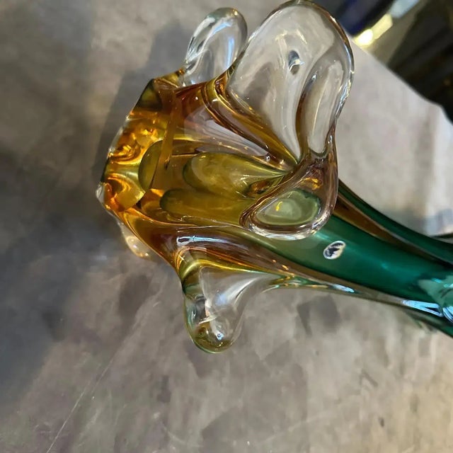 1970s Seguso Style Green and Yellow Sommerso Murano Glass Sculptural Vase For Sale - Image 6 of 12