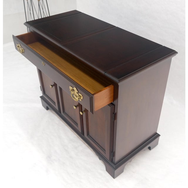 Flip Top Serving Bar cabinet Solid Cherry Bracket Feet MINT For Sale - Image 18 of 18