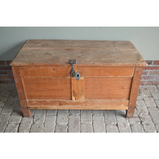 Brown Dutch Pine Blanket Trunk, 1800s For Sale - Image 8 of 8