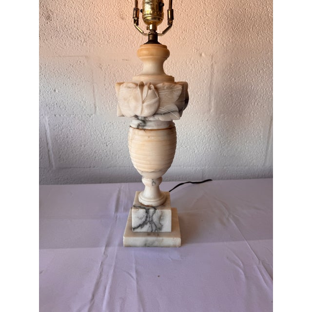 1960s MCM Carved Alabaster Urn Table or Desk Lamp With Leaf Motif For Sale - Image 10 of 12