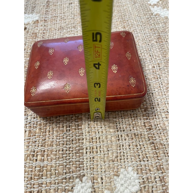 Vintage Italian Burgundy Leather Box Featuring Embossed Gold Fleur-De-Lis For Sale - Image 9 of 10