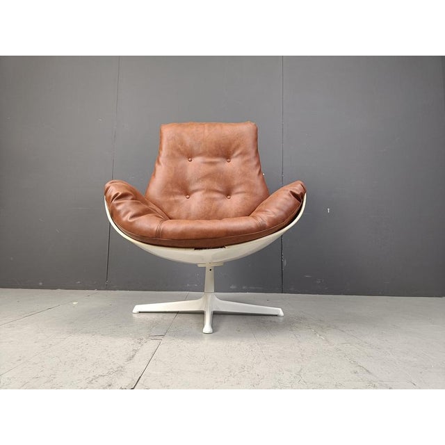 1960s Space Age Swivle Chair with Fiberglass, 1960s For Sale - Image 5 of 13