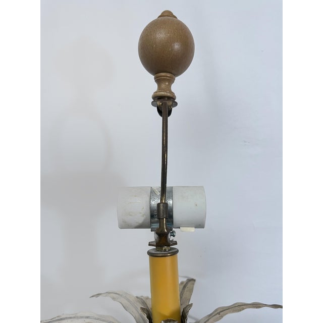 Vintage Hollywood Regency Palm Tree Parrot Table Lamp For Sale - Image 9 of 12