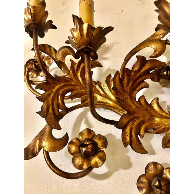 Vintage Italian Gilt Tole Wall Sconce, 1950 For Sale - Image 3 of 13