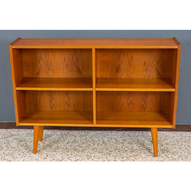 Brown Small Teak Bookshelf from Ølholm Møbelfabrik, Denmark, 1960s For Sale - Image 8 of 8