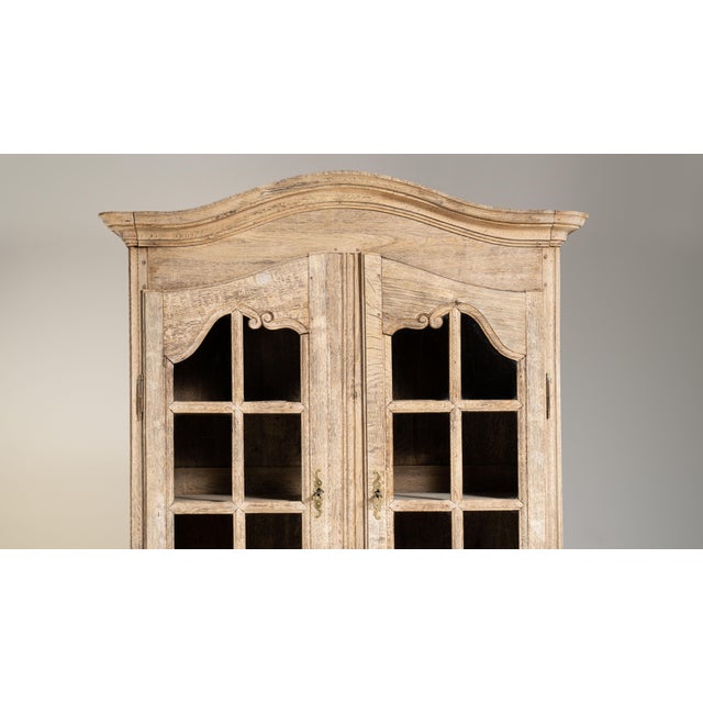Antique White 19th Century France Louis XIV Antique White Oak Display Cabinet For Sale - Image 8 of 16