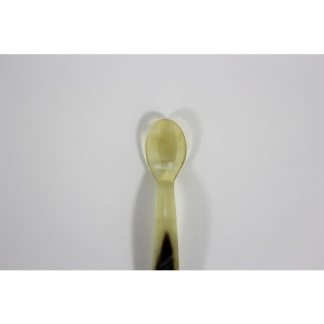 1960s Vintage Carved Natural Horn Scottish Thistle or Pineapple Spoon E For Sale - Image 5 of 8