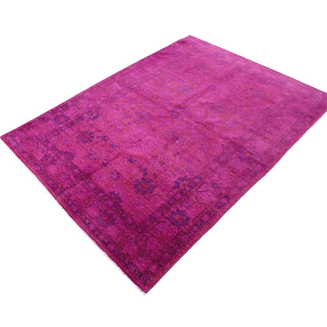 Contemporary Ariana Overdye 3'11" X 5'9" Hand-Knotted Luxury Rug – Magenta For Sale - Image 3 of 10