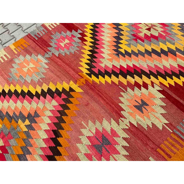 1960s Gorgeous Vintage Turkish Kilim Rug - 74" X 133" For Sale - Image 5 of 11