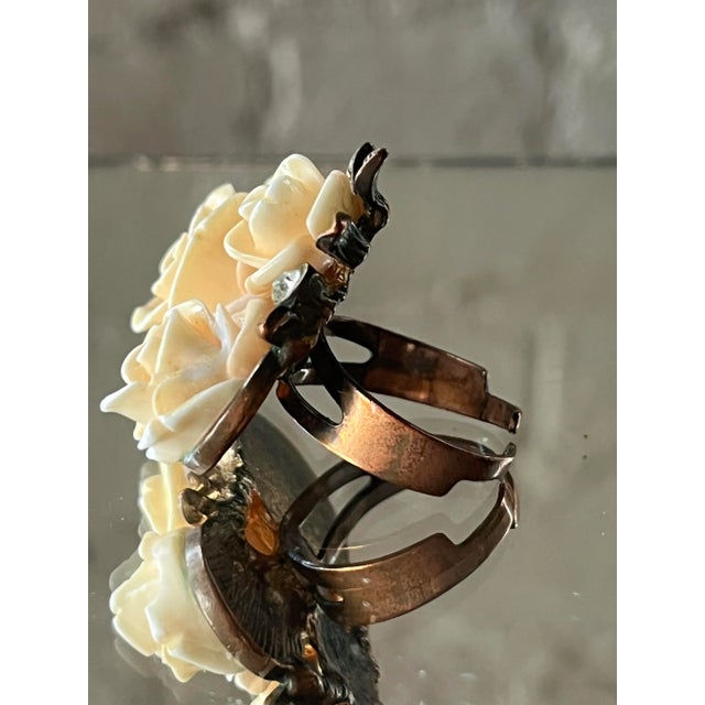 Pink 1960s Vintage Resin Coral Flower Ring, Size 7 For Sale - Image 8 of 8