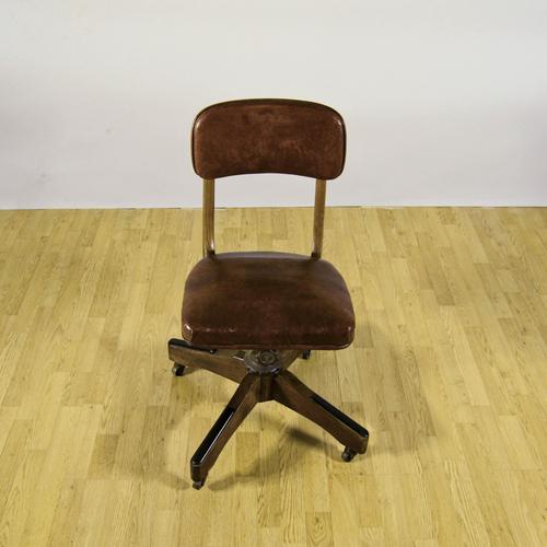 Wood Vintage Swivel Office Chair in Wood and Tan Leather, 1900s For Sale - Image 7 of 9