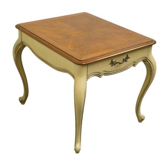 Altavista Lane Furniture Cream / Off White Country French Style 23" Accent End Table 954-05 For Sale - Image 13 of 13