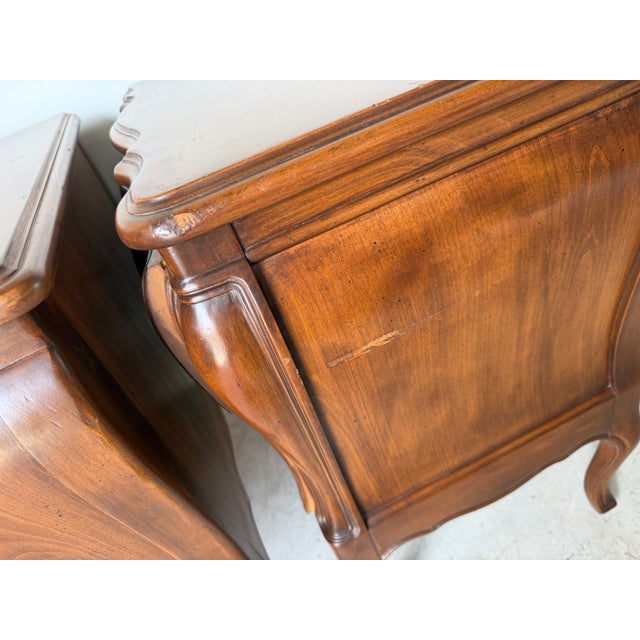 Vintage Louis XV Style French Provincial Nightstands - A Pair For Sale - Image 14 of 17