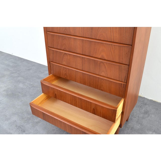 Mid-Century Modern Danish Teak Chest of Drawers, 1960s For Sale - Image 16 of 17