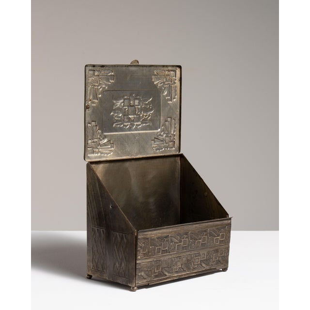 1930s France Art Deco Gray Metal Box For Sale - Image 15 of 18