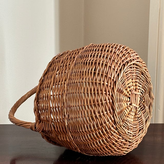 Mid-20th Century Round French-Style Gathering / Market Basket For Sale - Image 11 of 18