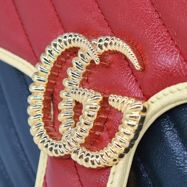 Navy Blue Gucci Tri-Color Gg Marmont Matelassé Diagonal Leather Small Crossbody Bag, 2021 For Sale - Image 8 of 17
