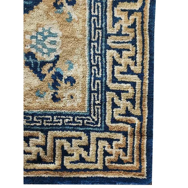 1870s Yellow Gold Medallion Antique Chinese Ningxia 2' X 2'2" Wool Knotted Carpet Rug For Sale - Image 4 of 9
