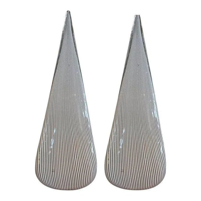 Pair of White Pin Stripe Murano Glass Lamps by Vetri For Sale - Image 11 of 12