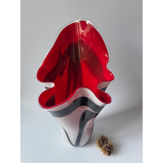 Large Sculptural Handkerchief Art Glass Vase, 1980s For Sale - Image 9 of 16