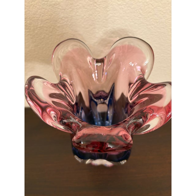 1960s Chrisbska Joseph Hospodka Vintage Murano Style Hand Blown Glass Art Vase For Sale - Image 5 of 6