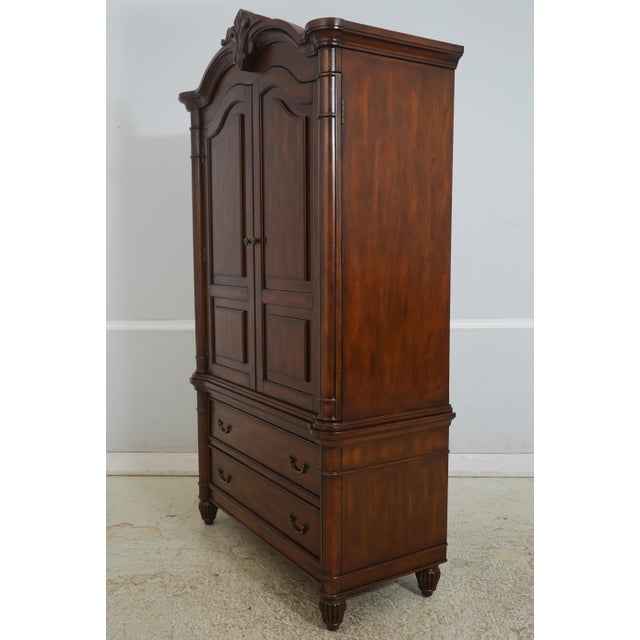 Age: Approx:: 20 Years Old Details: Cherry 2 Piece Construction Raised Panel Doors Brown Walnut Finish Hanging Bar Inside...