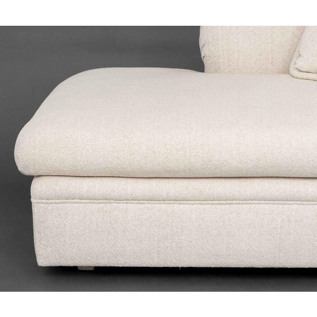 Modern Beige Textured Fabric Upholstered Chaise Longue For Sale - Image 4 of 8