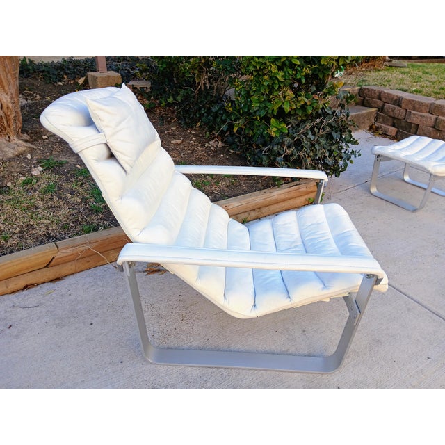 1960s Mid Century "Pulkka" Lounge Chair and Foot Stool by Ilmari Lappalainen For Sale In Dallas - Image 6 of 12
