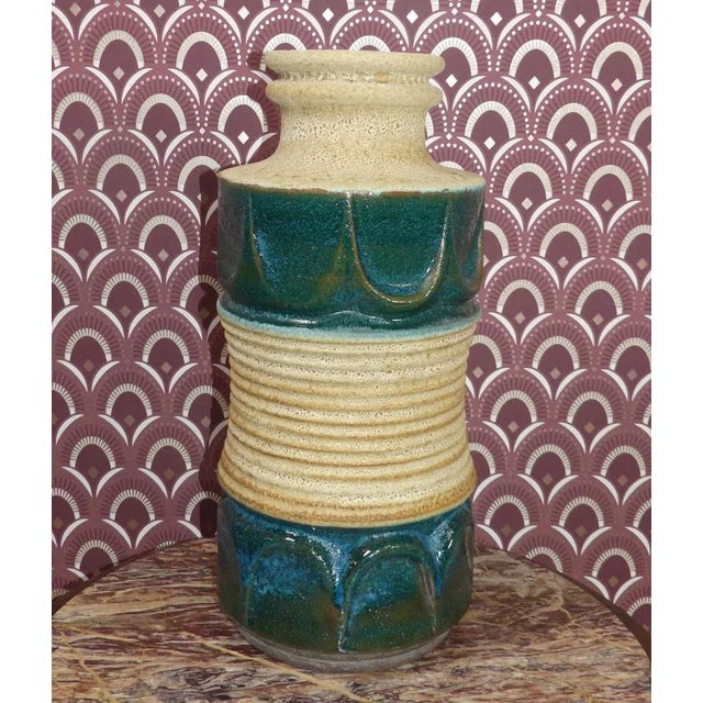 Great decoration! Rare XL Vase from Carstens, Tönnieshof Sorau. Decorative floor vase. In beige / petrol. The striking...