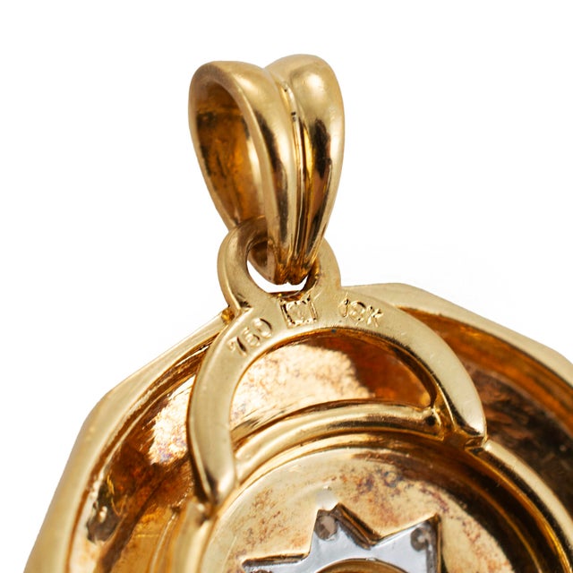 Early 21st Century 18k Yellow & White Gold Rotating Zodiac Sign Diamond Sun Motif Medal Pendant For Sale - Image 5 of 8