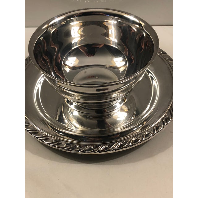 1950s Wm Rogers Silver Plated Gravy or Sauce Boat With Attached Dish For Sale - Image 11 of 11