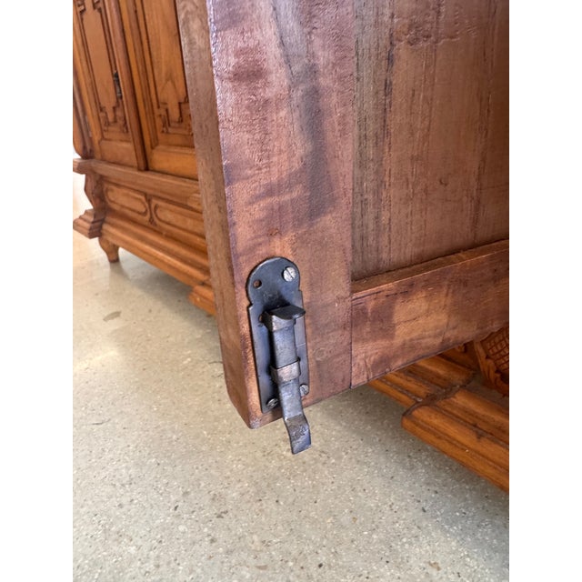 Vintage Mexican Carved Oak Credenza / Sideboard Buffet, 1980s For Sale - Image 15 of 18