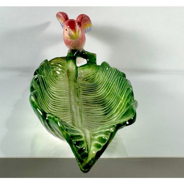 1980s Vintage Fitz & Floyd Tropical Jungle Love Birds Banana Leaf Serving Tray For Sale In Atlanta - Image 6 of 14