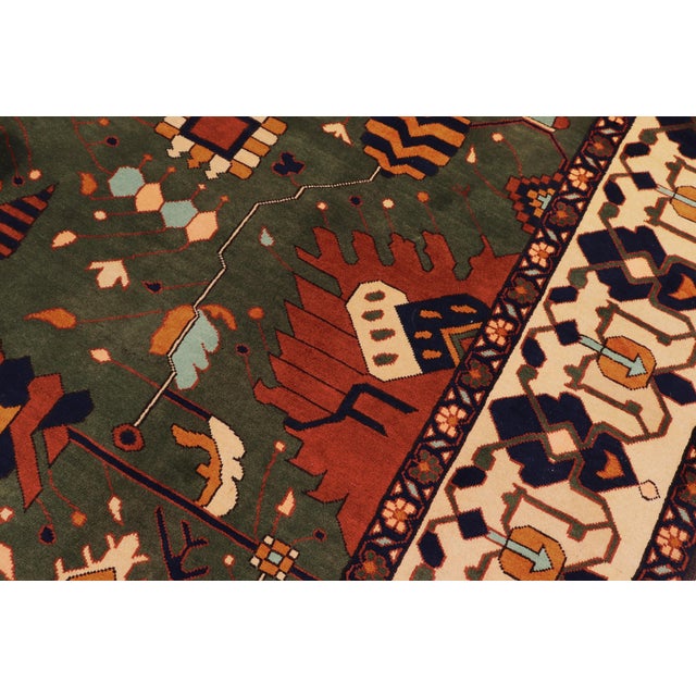 1980s Tribal Kargahi 1980's Green/Beige Wool Rug - 9'1'' X 12'6'' For Sale - Image 5 of 10