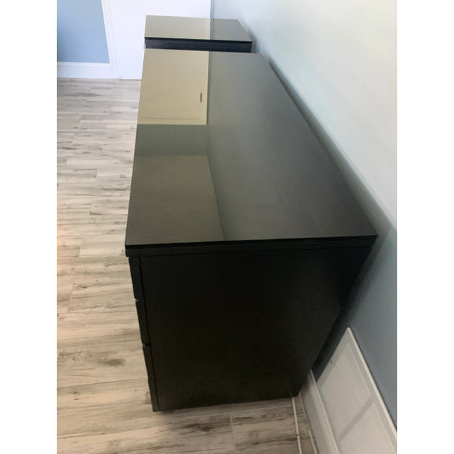Mengel Furniture Co. 1950s Raymond Loewy for Mengel Chest of Drawers and Nightstand Set of 2 in Black With Glass Tops For Sale - Image 4 of 11